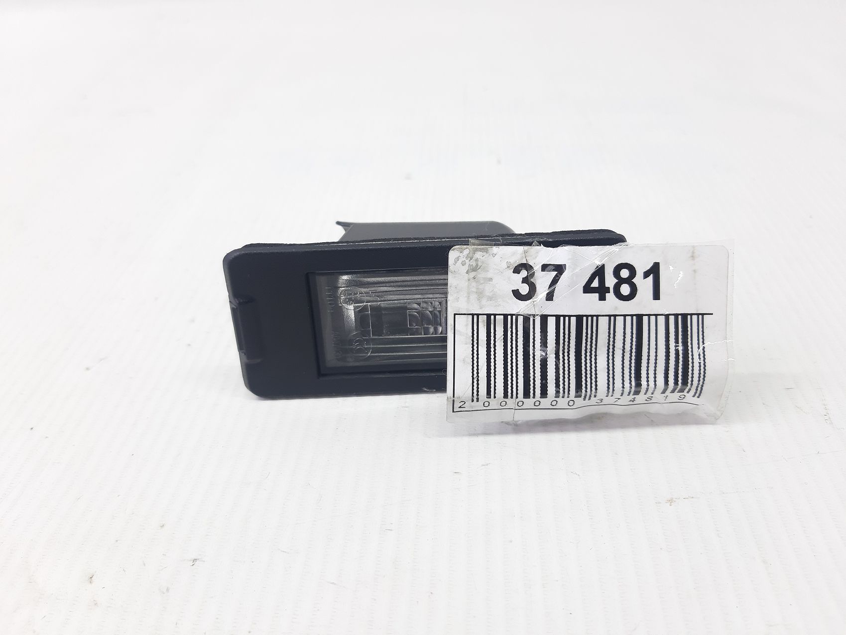 Malibu Ліхтар підсвічування номера Chevrolet Malibu 2016-2021 13590043 Chevrolet Malibu 6