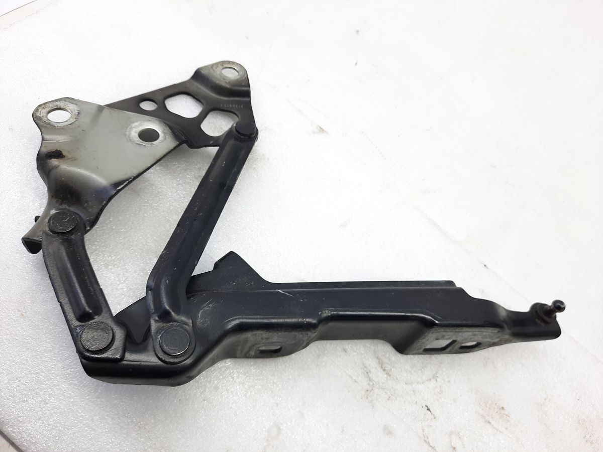 Ats Петля капота ліва Cadillac ATS 2013-2019 22868254 Cadillac ATS 3