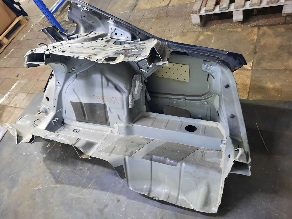 Passat s Четверть задняя правая Volkswagen Passat S 2012-2019 561809844 Volkswagen Passat S 12