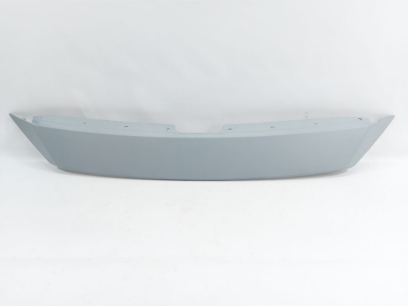 Крышки передней панели кузова. Накладка радиатора верхняя Mazda 6 2018-2021 GSH7507E151 Mazda 6