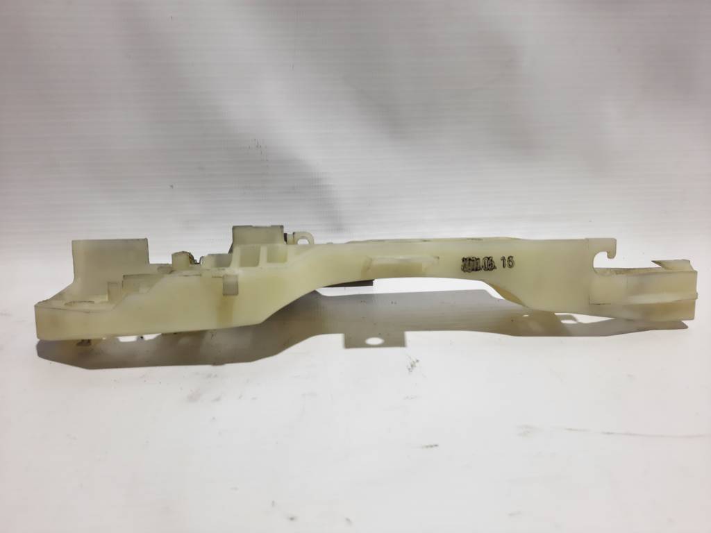 Accent hatchback Кронштейн ручки двери задней/передний левой Hyundai Accent Hatchback 2012-2017 82655-1R000 Hyundai Accent Hatchback 2