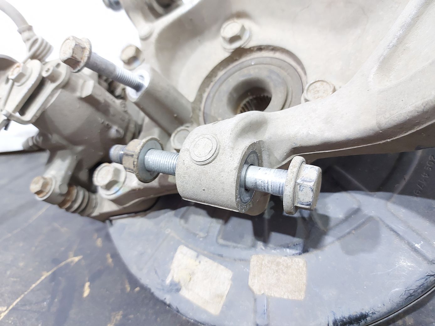 Regal Поворотний кулак задній правий (у зборі) Buick Regal 2011-2017 23432049 Buick Regal 3