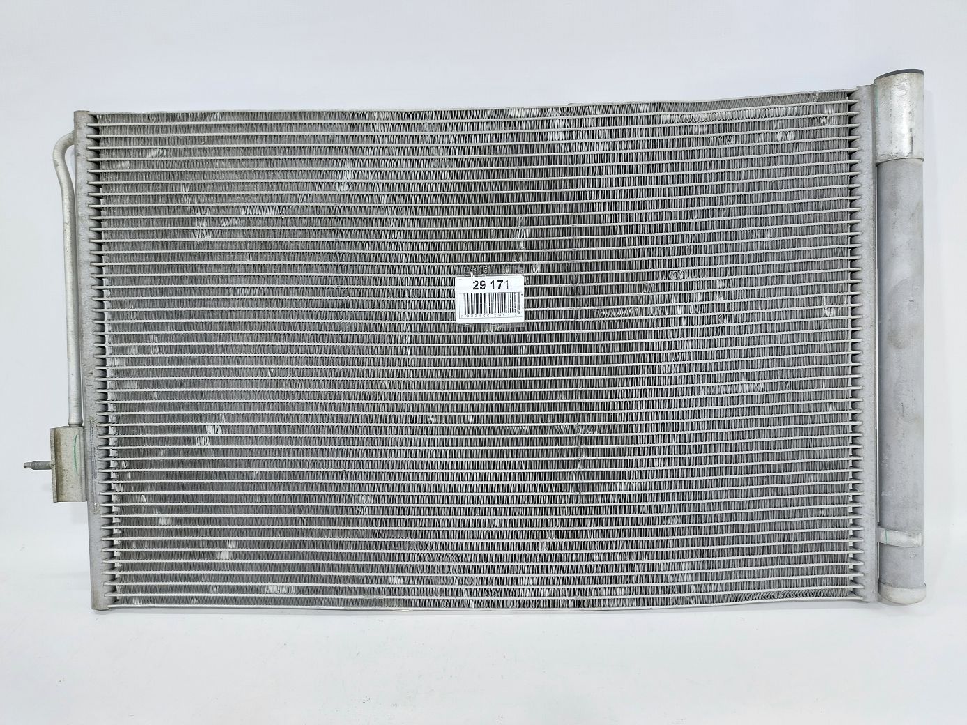 Volt. Радіатор кондиціонера Chevrolet Volt 2011-2015 20842140 Chevrolet Volt
