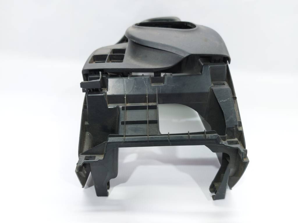 Scion iq Консоль центральна із підлокітником Toyota Scion IQ 2012-2015 5891074010C0 Toyota Scion IQ 4