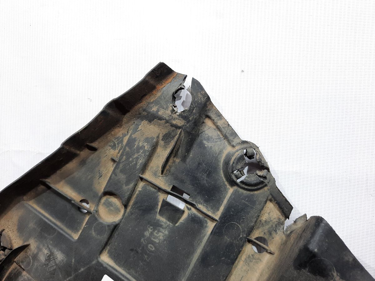 Insight Защита днища правая Honda Insight 2012-2014 74650TM8A01 Honda Insight 2