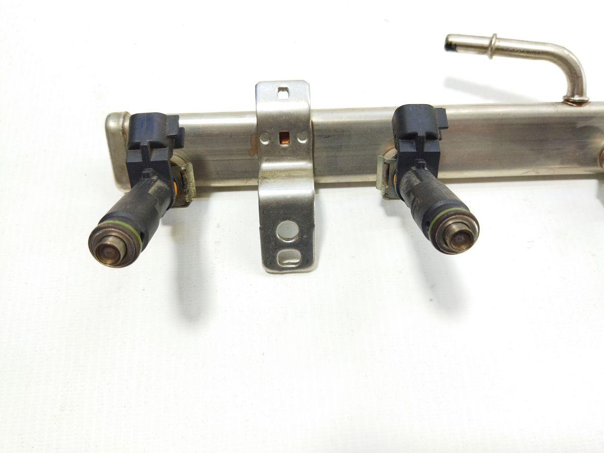 200 limited Топливная рейка с форсунками Chrysler 200 Limited 2015-2017 4593987AC Chrysler 200 Limited 4