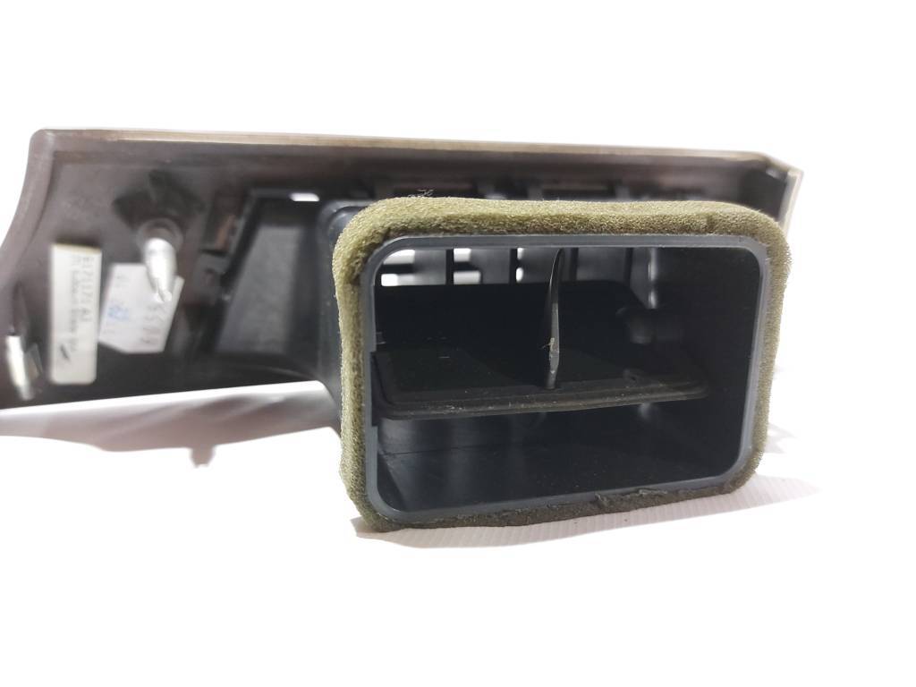 328i xdrive Воздуховод торпеды BMW 328i xDrive 2006-2012 64229130459 BMW 328i xDrive 6