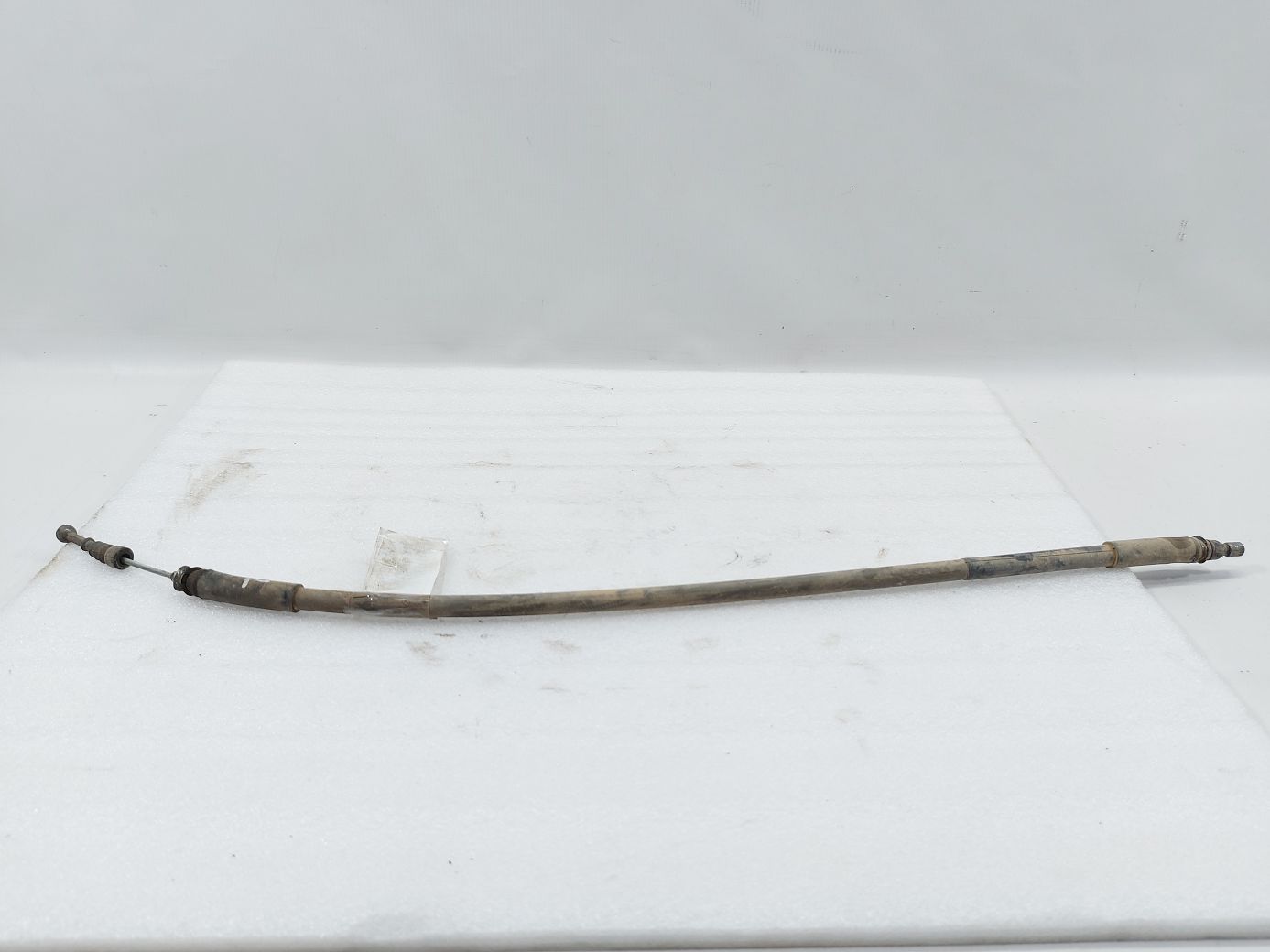 Regal. Трос гальма стоянки лівий Buick Regal 2011-2017 23227766 Buick Regal