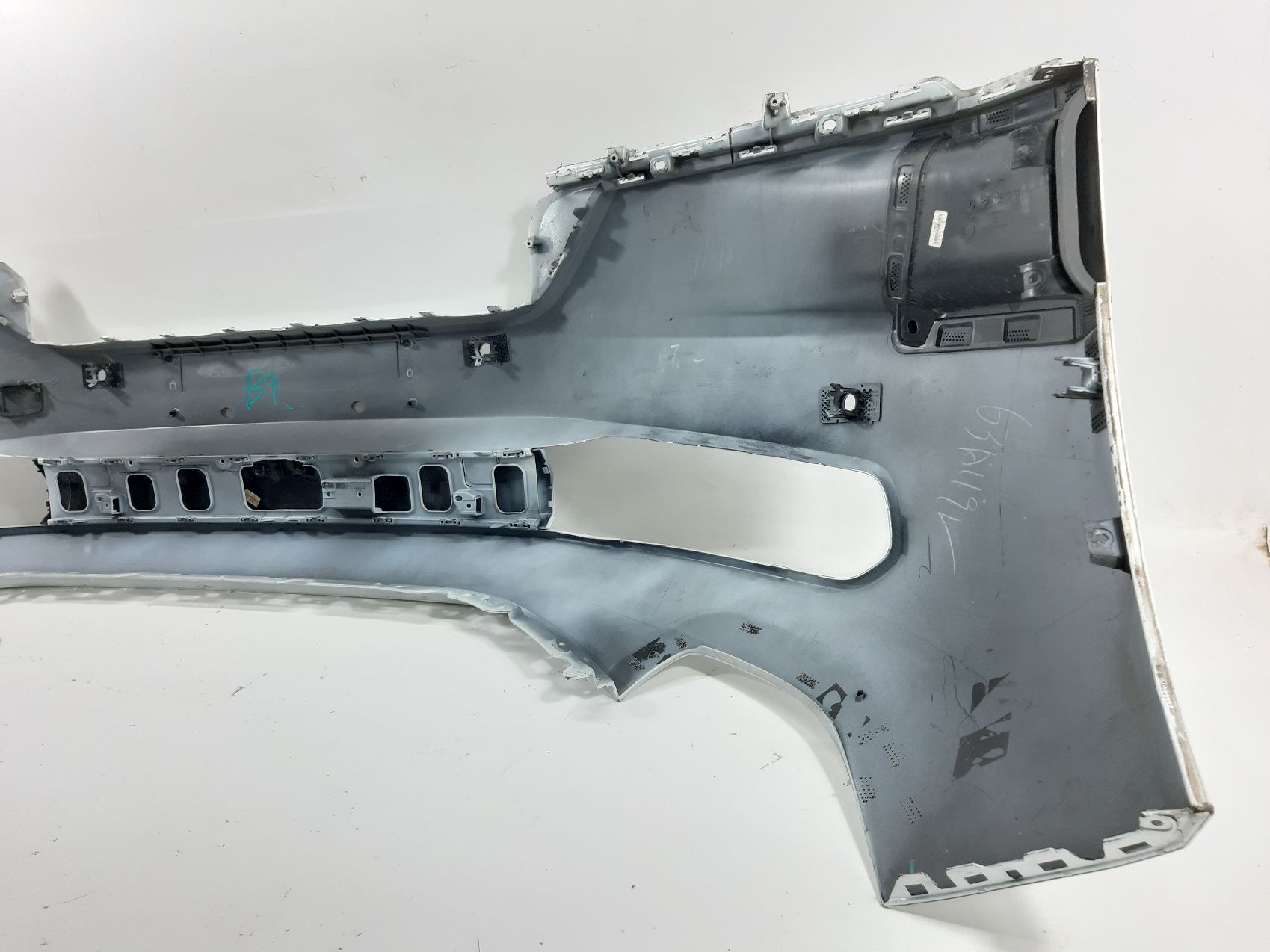 Передні бампери Бампер передній Zeekr 1 2022 8892500363C16 26