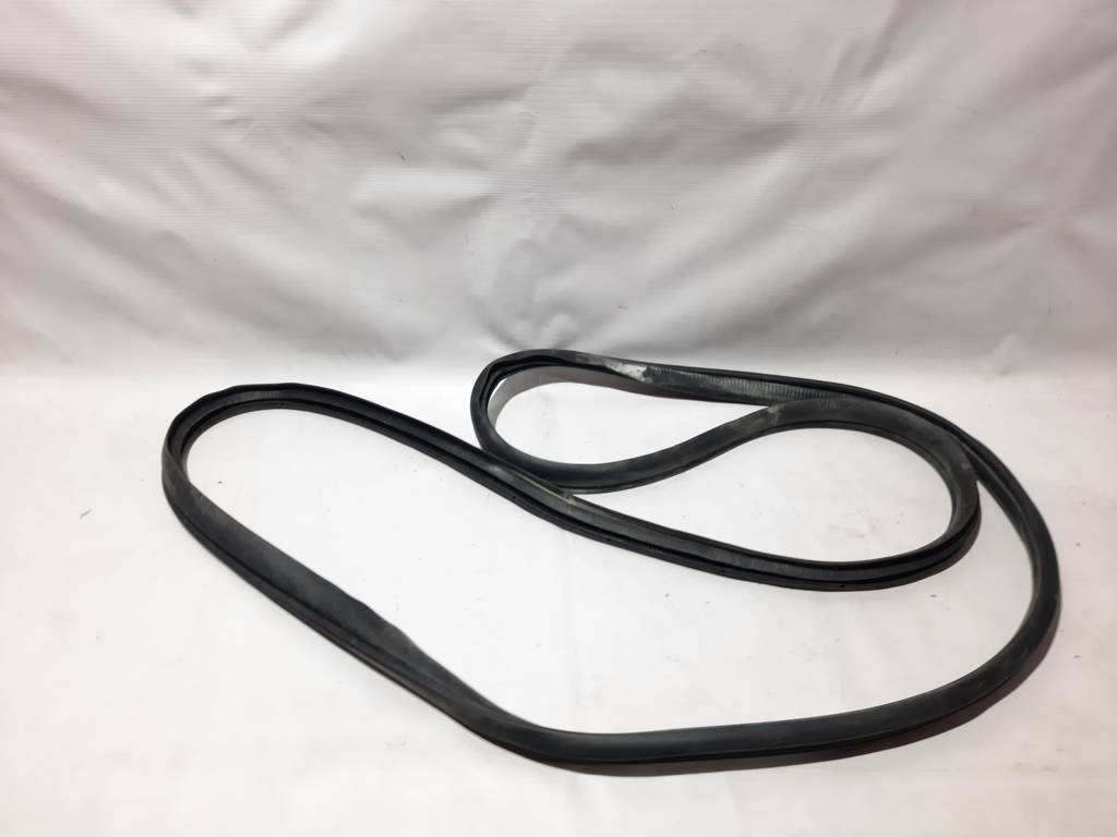 6 Ущільнювальна гумка дверей задньої лівої/правої Mazda 6 2014-2017 GHK1-68-913 Mazda 6 7