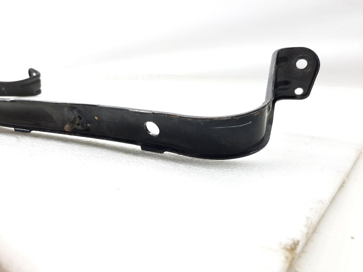 Charger Крепление топливного бака правое Dodge Charger 2006-2021 4578652AB Dodge Charger 4