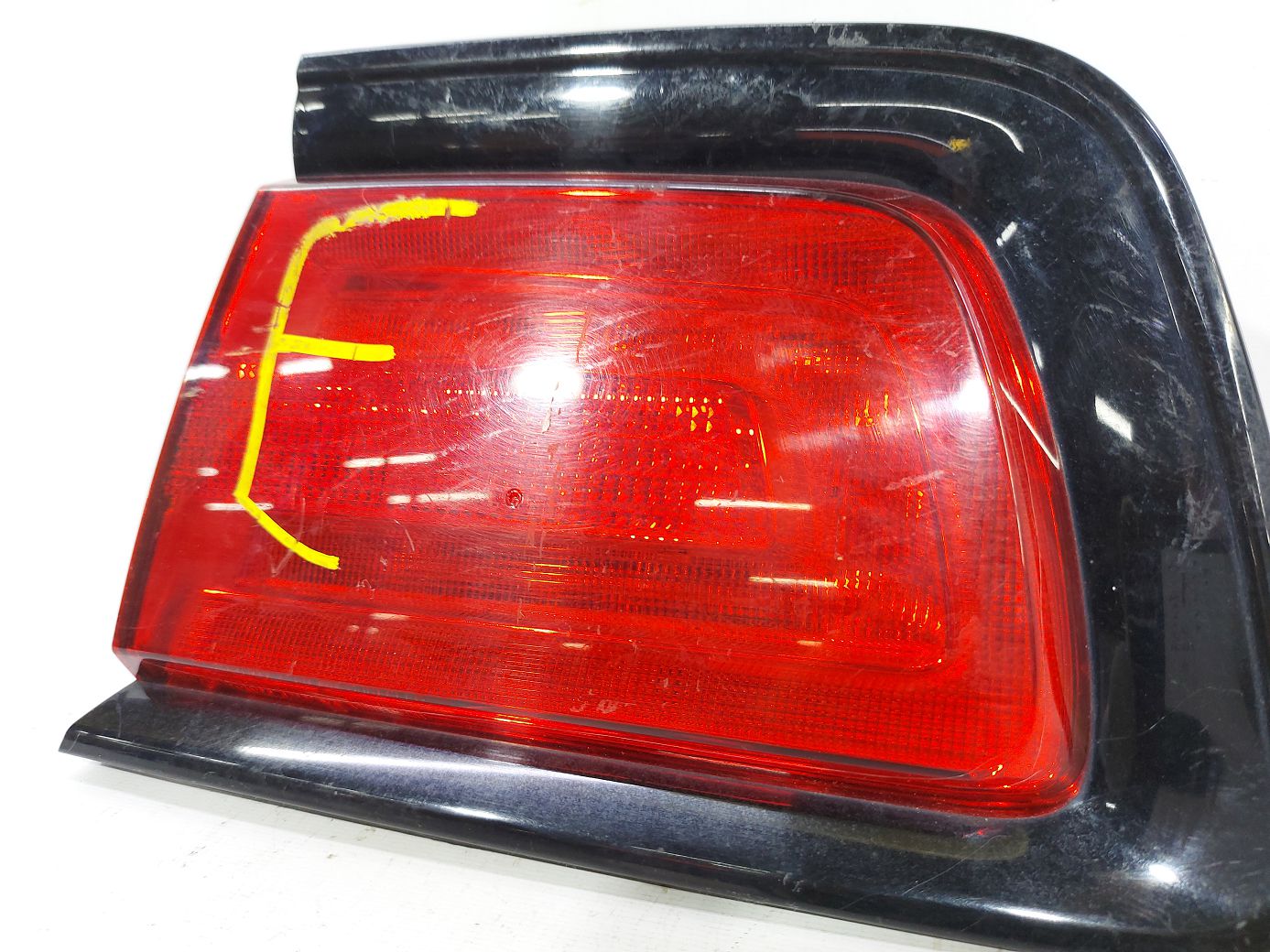 Charger Ліхтар задній правий Dodge Charger 2011-2014 57010414AE Dodge Charger 2 Charger Ліхтар задній правий Dodge Charger 2011-2014 57010414AE Dodge Charger 2