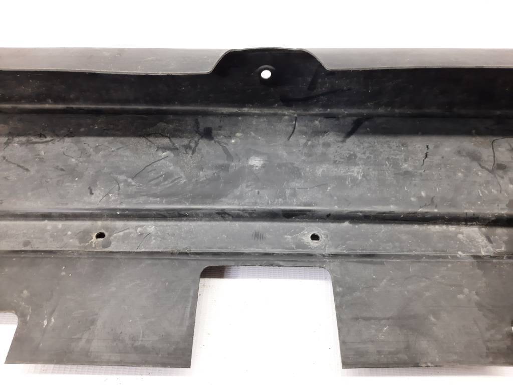 Dart Пыльник радиатора нижний Dodge Dart 2013-2019 68381779AA Dodge Dart 12