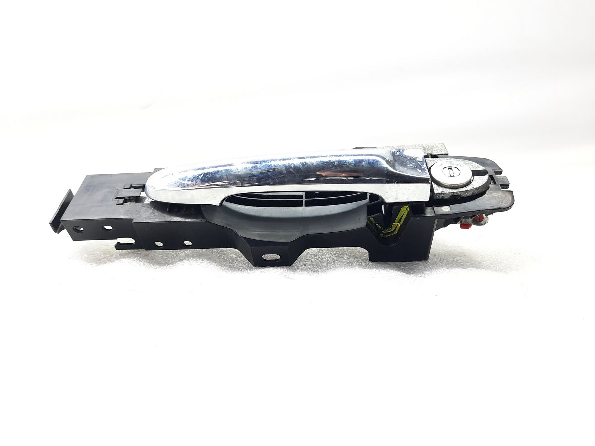 Versa Ручка дверей передньої лівої зовнішня (хром) Nissan Versa 2013-2017 806409KA0A Nissan Versa 7