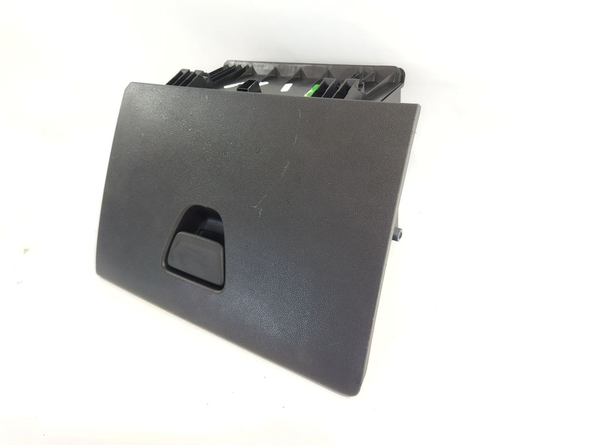 Fiesta Бардачок Ford Fiesta 2011-2019 AE8Z5406010AF Ford Fiesta 4