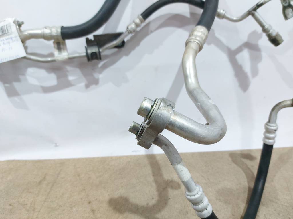 Dart Трубка кондиционера Dodge Dart 2014-2016 68193946AB Dodge Dart 22