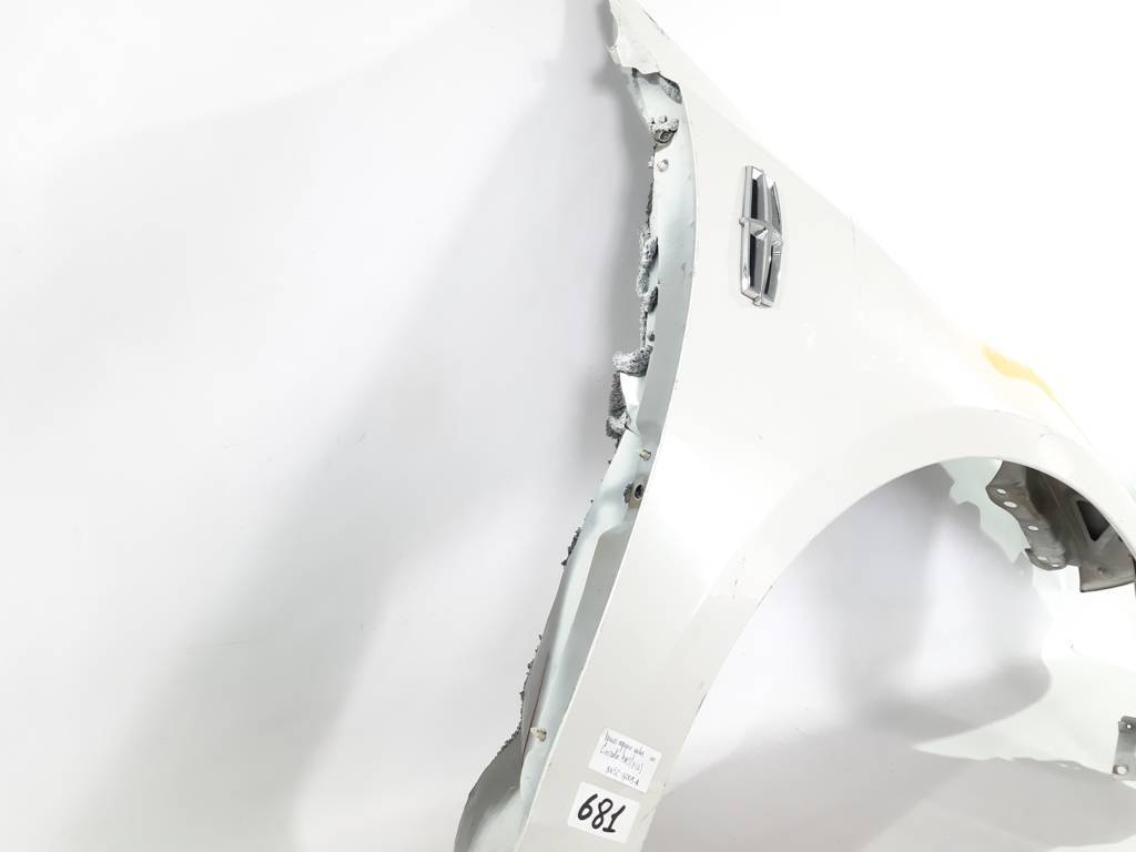 Mks Крыло переднее правое Lincoln MKS 2009-2012 8A5Z16005A Lincoln MKS 2