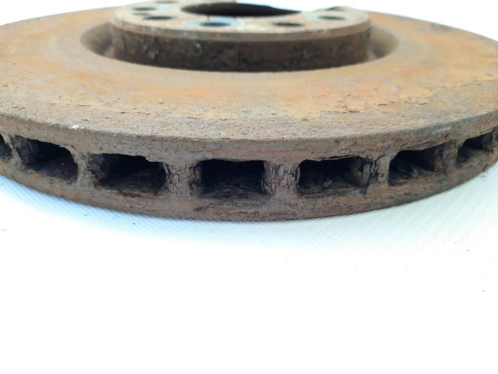 Dart Диск гальмівний передній лівий/правий Dodge Dart 2013-2019 68257206AA Dodge Dart 32