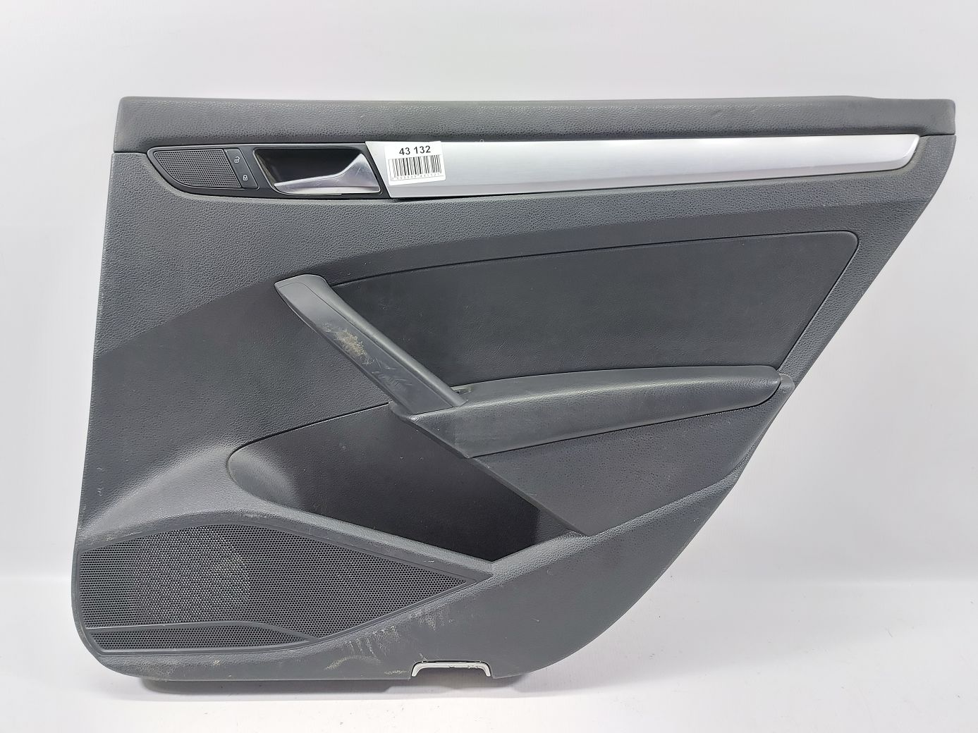 Passat s Карта дверей задньої правої (чорна, шкіра) Volkswagen Passat S 2012-2019 561867212GOUR Volkswagen Passat S 1