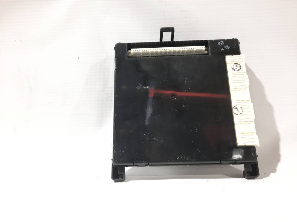 Sienna Блок Multiplex Toyota SIENNA 2015 8922108130 Toyota SIENNA 3 Sienna Блок Multiplex Toyota SIENNA 2015 8922108130 Toyota SIENNA 3