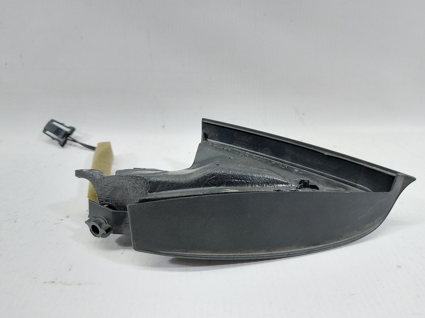 Passat cc Уголок двери передней правой внутренний с динамиком Volkswagen Passat CC 2014-2016 3C8837974N9B9 Volkswagen Passat CC 3