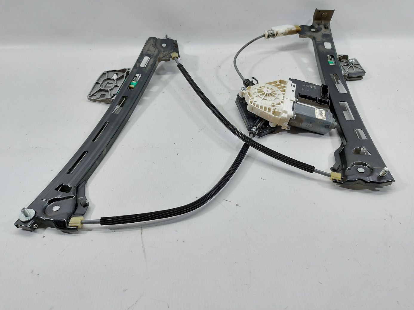 Passat cc Склопідйомник дверей передньої правої Volkswagen Passat CC 2013-2017 3C8837462M Volkswagen Passat CC 2