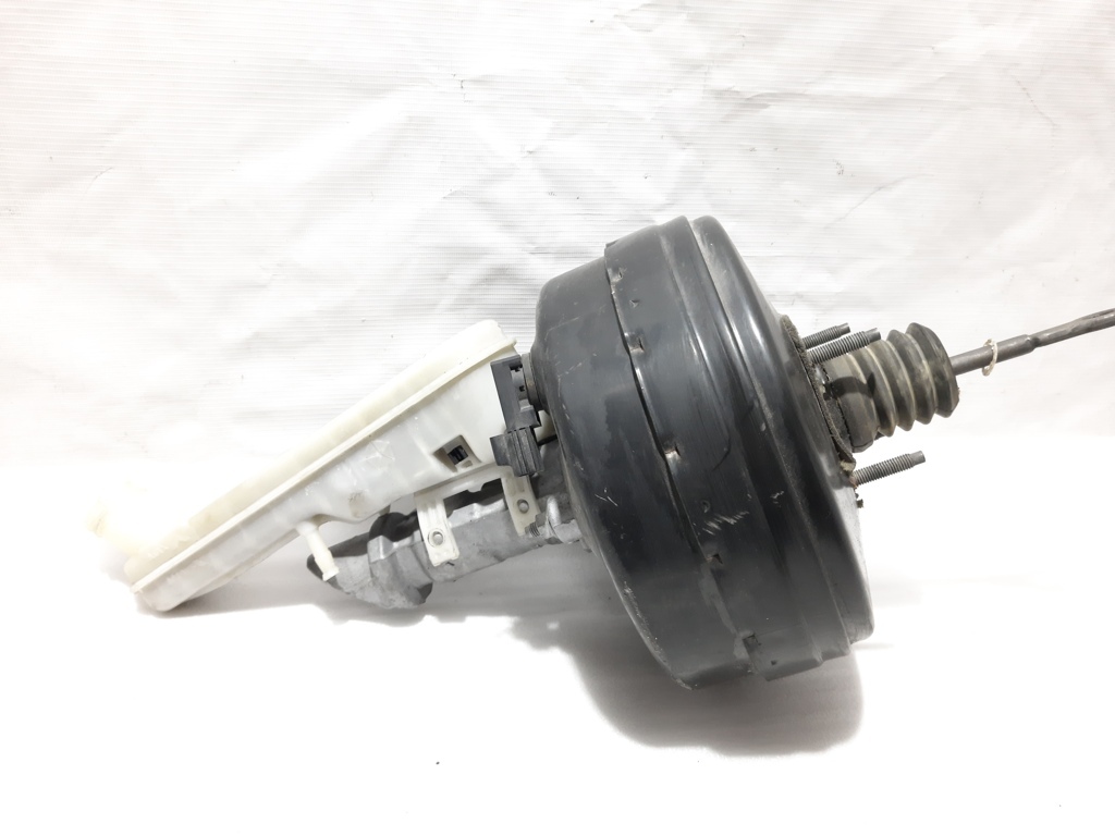 Journey. Головний гальмівний циліндр Dodge Journey 2012-2018 68155423AD Dodge Journey