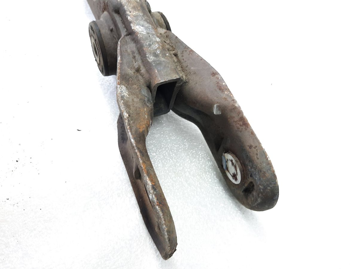 Dart Рычаг задний левый/правый нижний Dodge Dart 2013-2019 68080590AE Dodge Dart 17