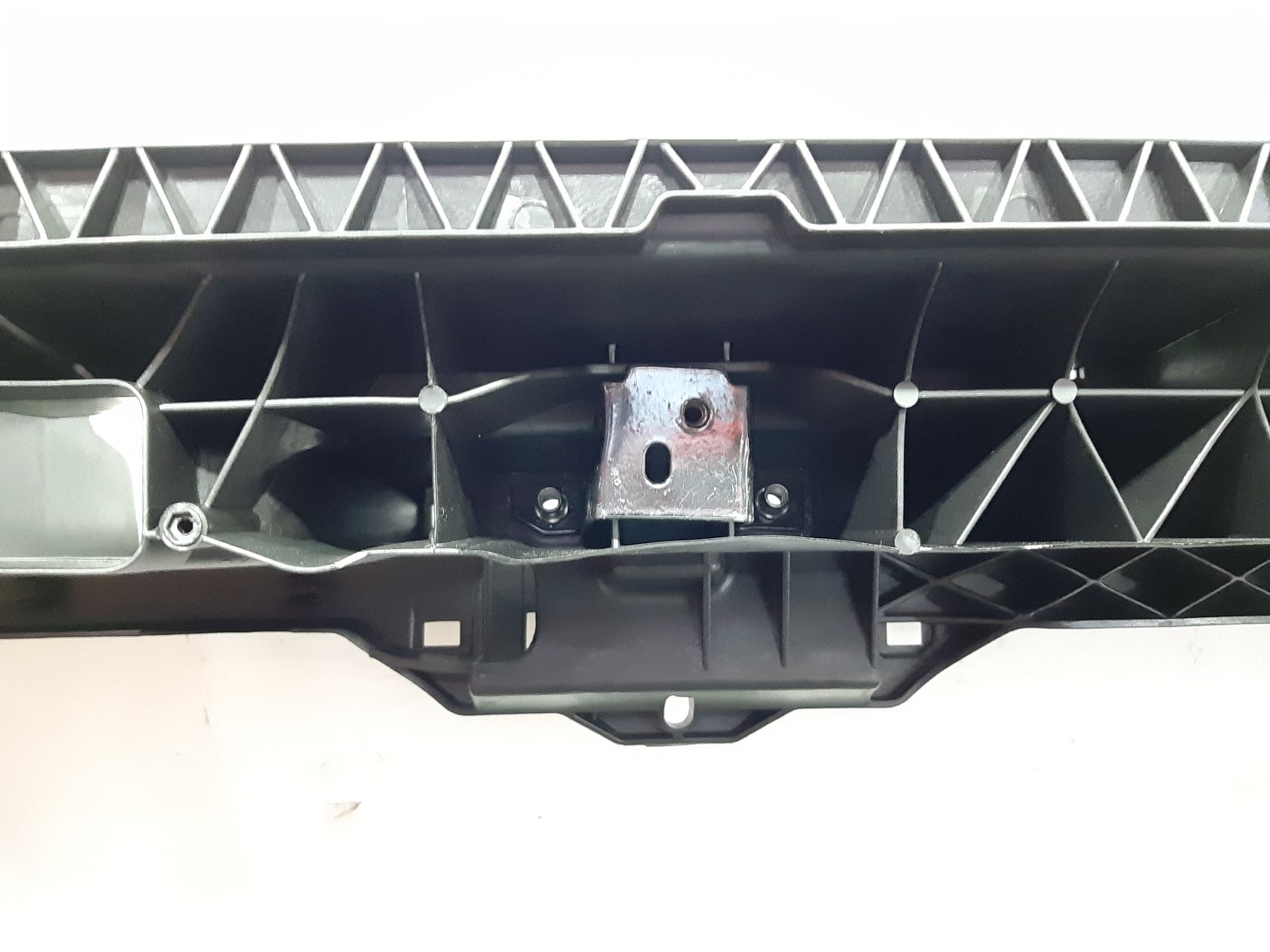  Передняя панель (телевизор) Volkswagen Passat B8 `16-19 Volkswagen Passat B8 17