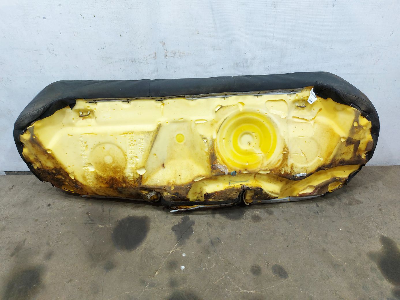Fiesta sedan Нижняя часть заднего ряда сидений Ford Fiesta sedan 2014-2019 D2BZ5463804AA Ford Fiesta sedan 4 Fiesta sedan Нижняя часть заднего ряда сидений Ford Fiesta sedan 2014-2019 D2BZ5463804AA Ford Fiesta sedan 4