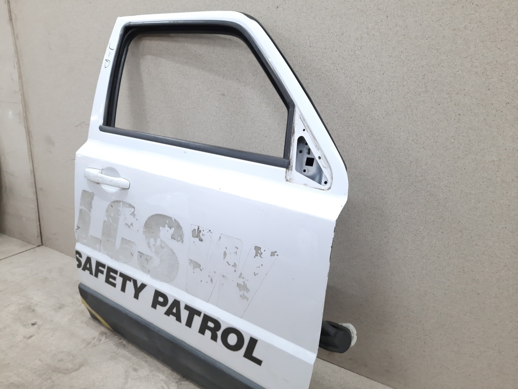Patriot Двері передні права Jeep Patriot 2007-2011 5067706AI Jeep Patriot 20