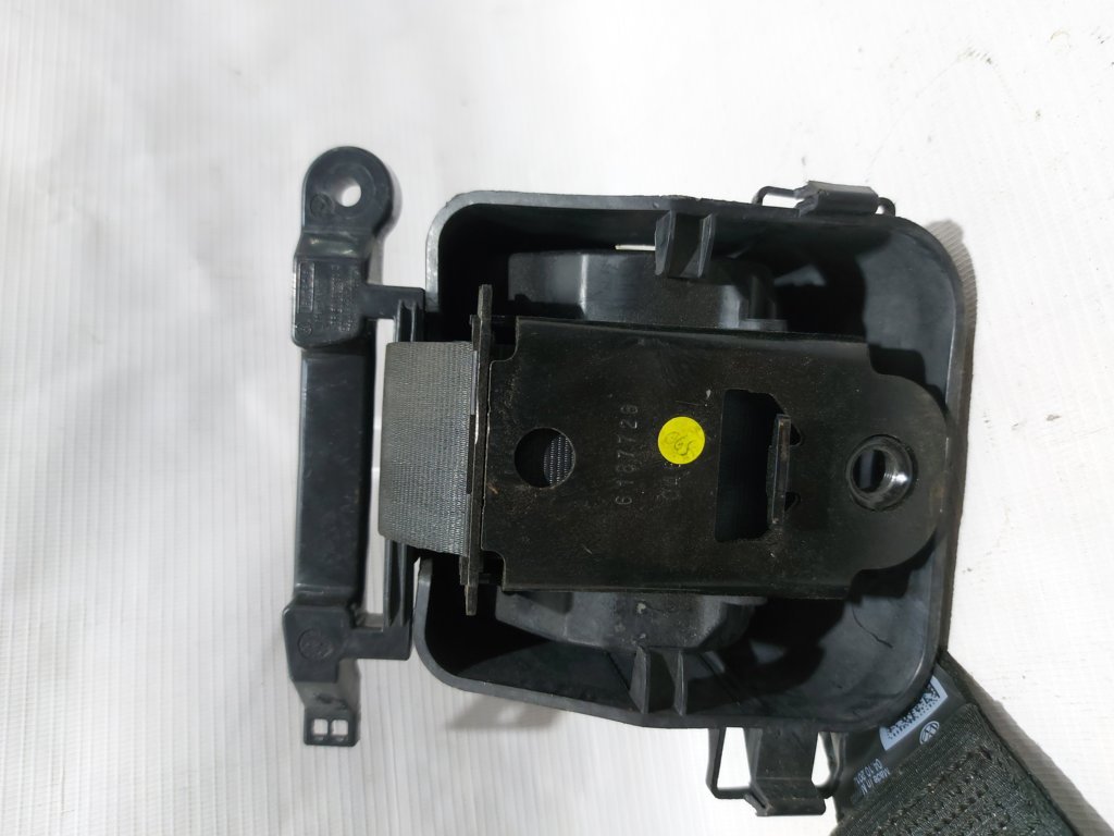 Passat s Ремінь безпеки задній центральний Volkswagen Passat S 2012-2019 561857807RAA Volkswagen Passat S 5