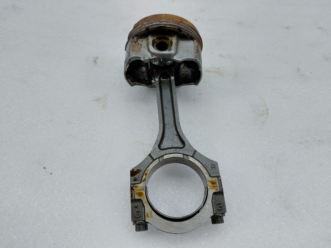 Товари з дефектами Шатун із поршнем (поршня брак) Kia CADENZA 2014-2020 235103L100 Kia CADENZA 2