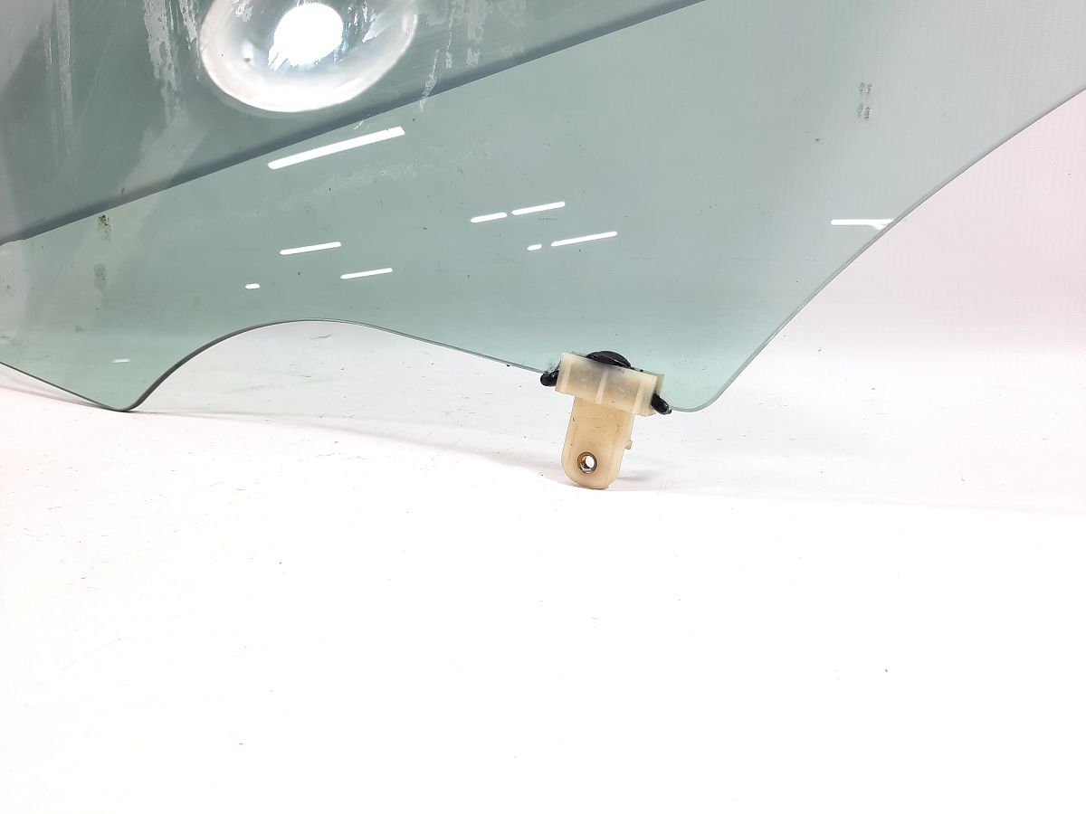 Cadenza Стекло двери передней левой Kia CADENZA 2014-2016 824113R010 Kia CADENZA 3