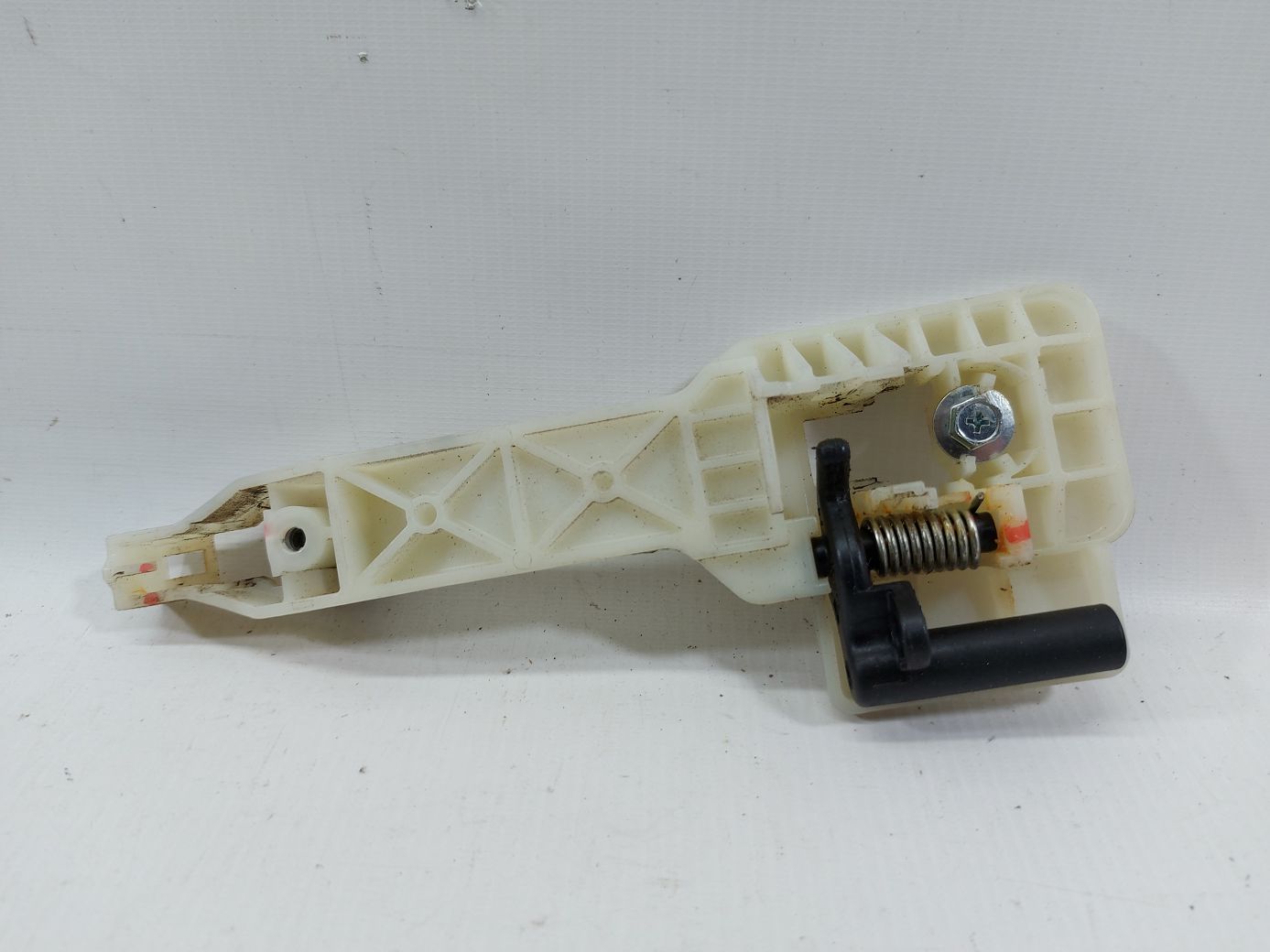 Soul. Кронштейн ручки зовнішніх дверей задніх лівих Kia Soul 2012-2013 836552K500 Kia Soul Soul. Кронштейн ручки зовнішніх дверей задніх лівих Kia Soul 2012-2013 836552K500 Kia Soul