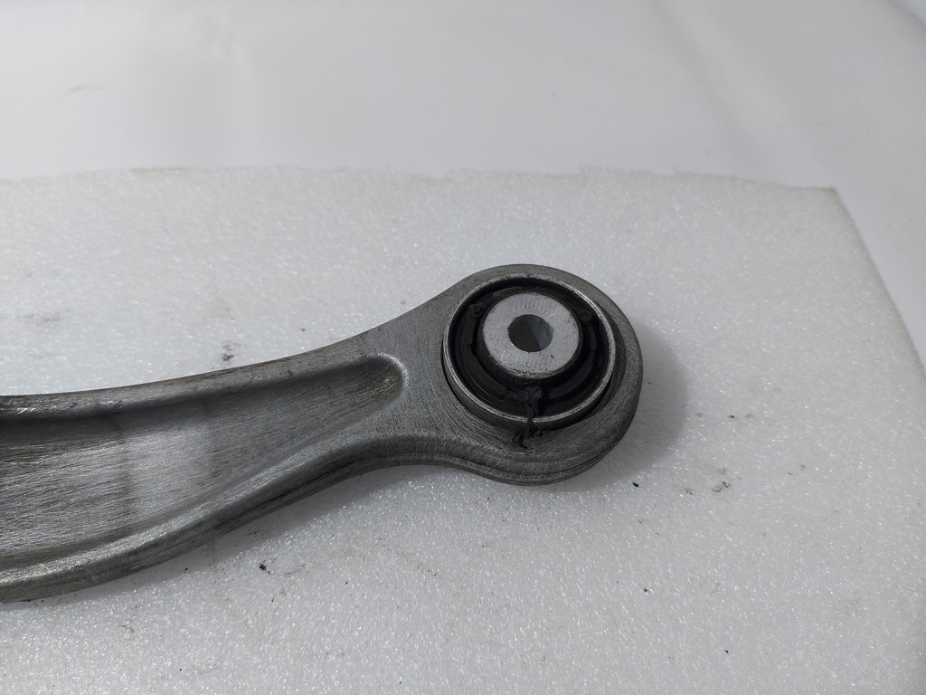 5 series Важіль задній поперечний правий/лівий BMW 5 series 2009-2019 33326775902 BMW 5 series 18