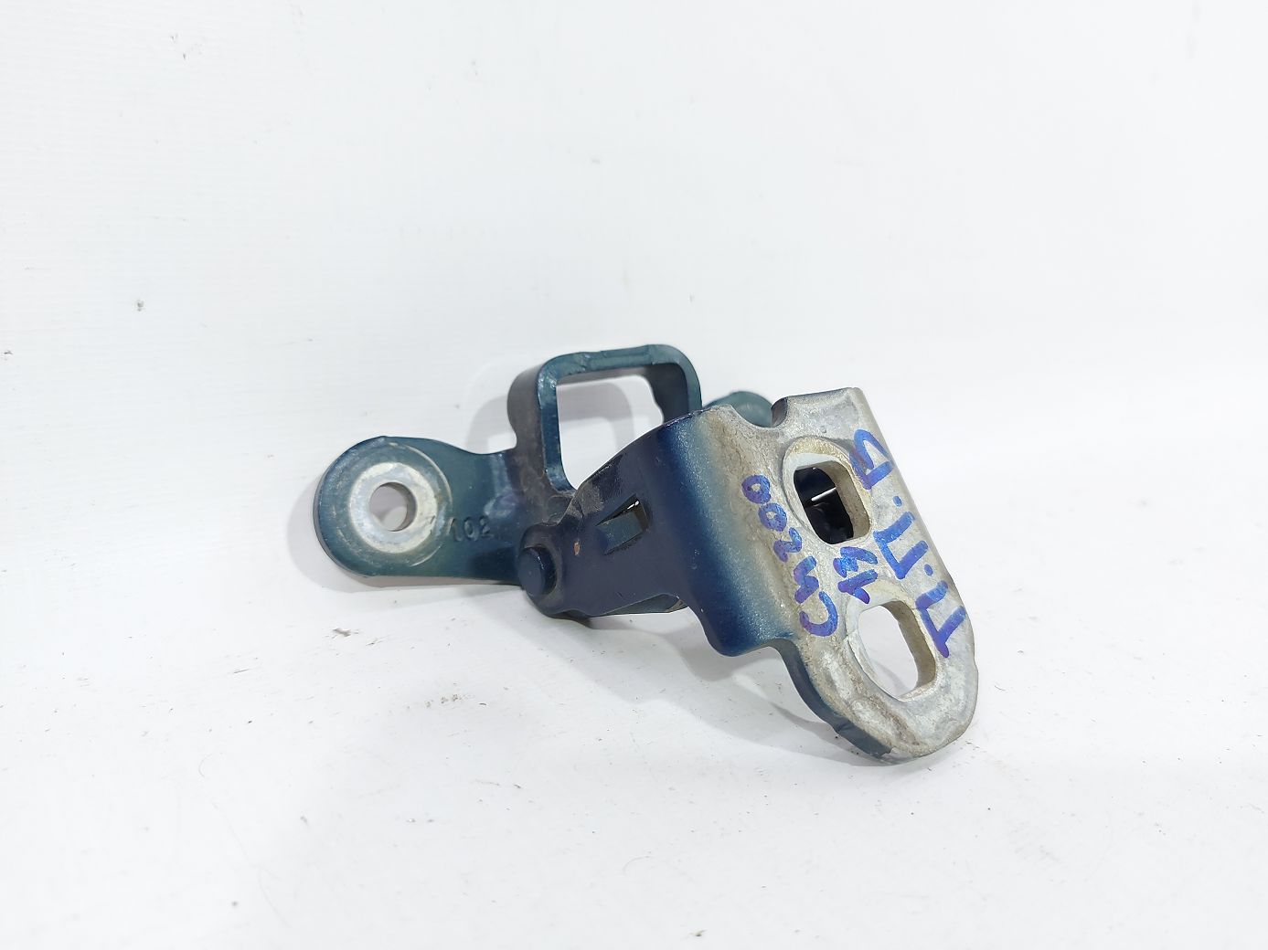 200. Петля двері передньої правої верхня Chrysler 200 2011-2014 5074256AB Chrysler 200