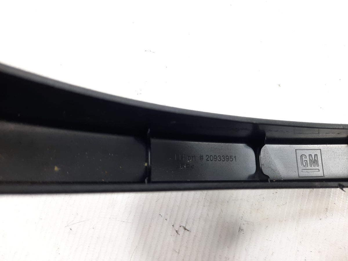 Ats Накладка петли крышки багажника левая Cadillac ATS 2013-2018 20933951 Cadillac ATS 5