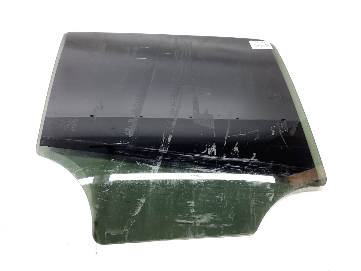 Trax. Стекло двери задней правой Chevrolet Trax 2015-2021 42620049 Chevrolet Trax