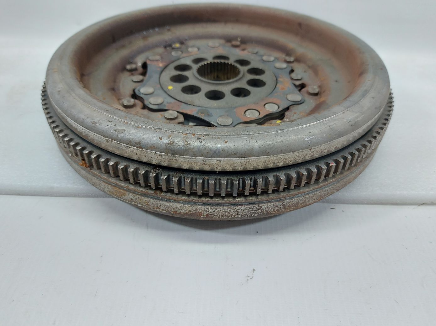 Passat Маховик Volkswagen Passat 2012-2018 022105266AK Volkswagen Passat 3