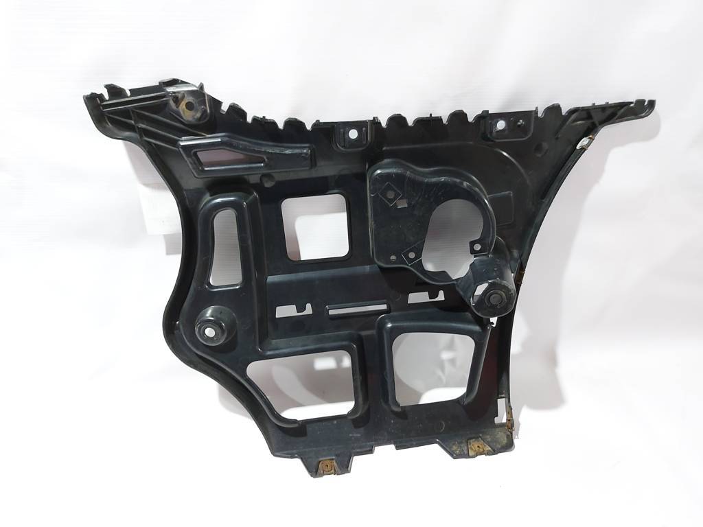 3 series Усилитель бампера боковой левый BMW 3 2009-2011 51127202667 BMW 3 4