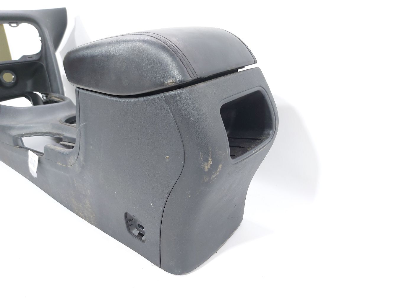 Dart Центральна консоль Dodge Dart 2014-2016 1YZ07DX9AC Dodge Dart 2