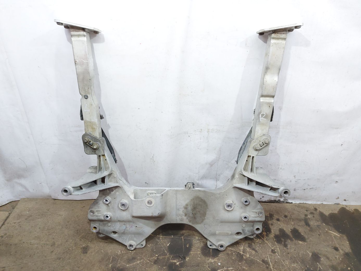 Dart Підрамник передньої підвіски Dodge Dart 2013-2019 68080592AE Dodge Dart 21