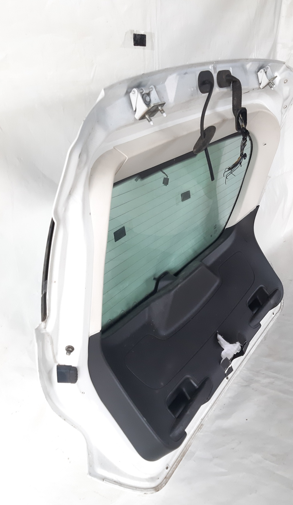 Focus Крышка багажника задняя дверь голая Ford Focus 2012-2014 CP9Z5840110A Ford Focus 7