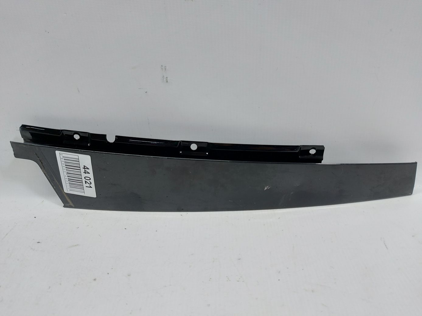 200. Накладка стойки двери передней левой Chrysler 200 2015-2017 68144227AC Chrysler 200