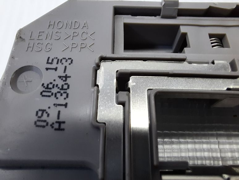 Insight Плафон центральный обшивки крыши Honda Insight 2010-2014 34252S5A003ZT Honda Insight 4