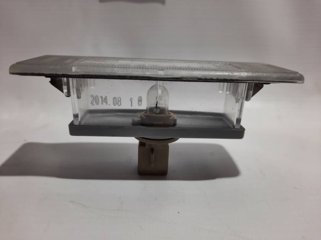 Cadenza Ліхтар підсвічування номера задній лівий/правий Kia CADENZA 2006-2016 925012G000 Kia CADENZA 6