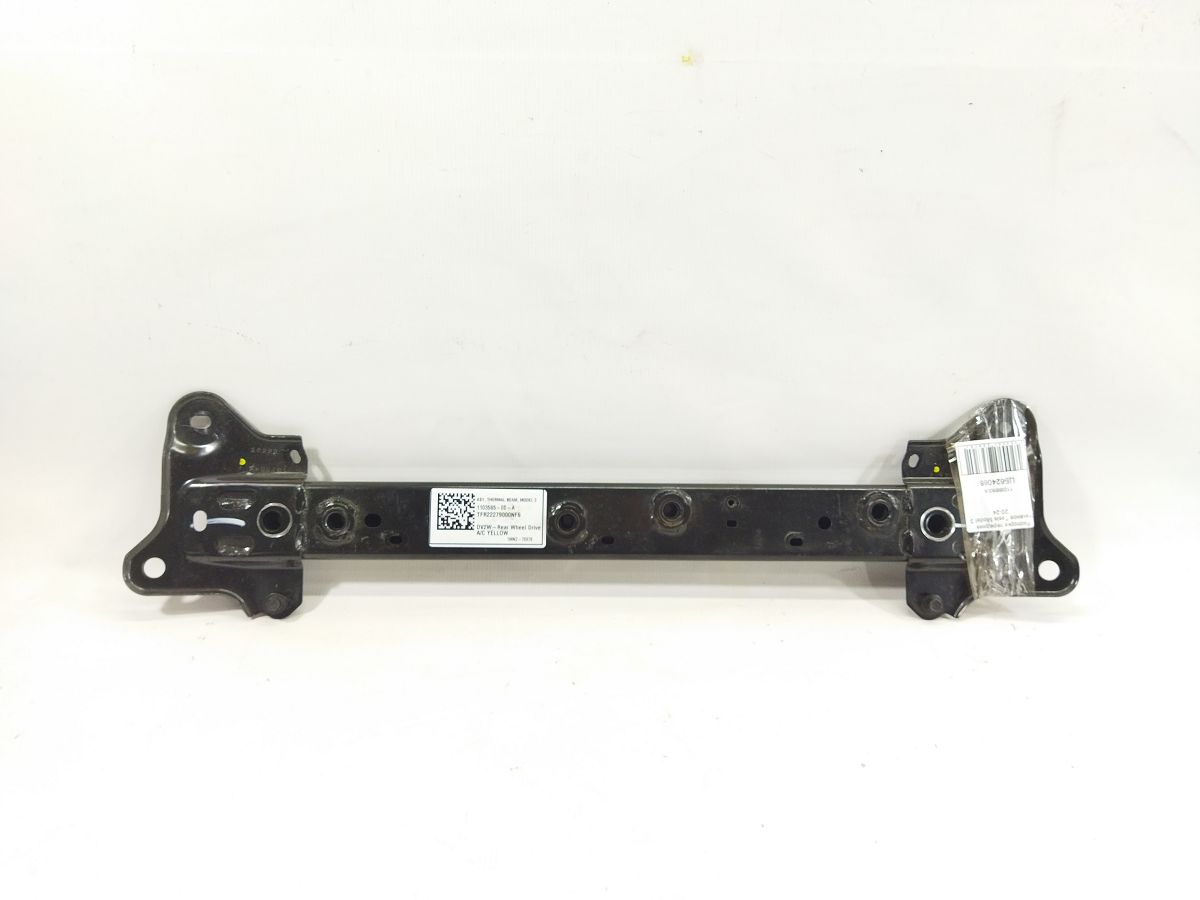 Model 3 Распорка передних стаканов Tesla Model 3 2020-2024 110356500A Tesla Model 3 2 Model 3 Распорка передних стаканов Tesla Model 3 2020-2024 110356500A Tesla Model 3 2