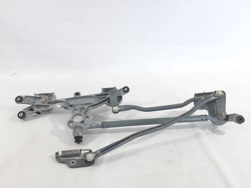 Prius Трапеція склоочисників Toyota Prius 2010-2015 8515047140 Toyota Prius 2