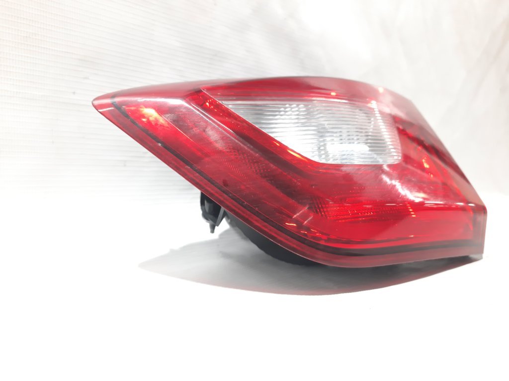 Cruze Ліхтар кришки багажника правий Chevrolet Cruze 2017-2019 42641836 Chevrolet Cruze 3 Cruze Ліхтар кришки багажника правий Chevrolet Cruze 2017-2019 42641836 Chevrolet Cruze 3